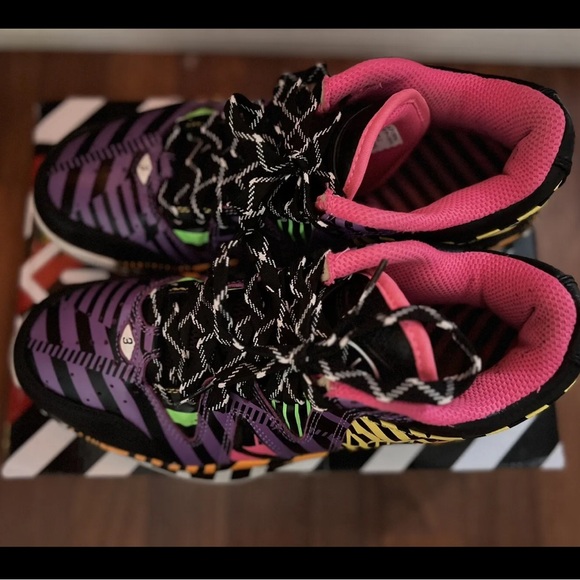 Dwayne Wade-  Wow 2 diablo wade Lining 10.5 Great Condition - Picture 7 of 9